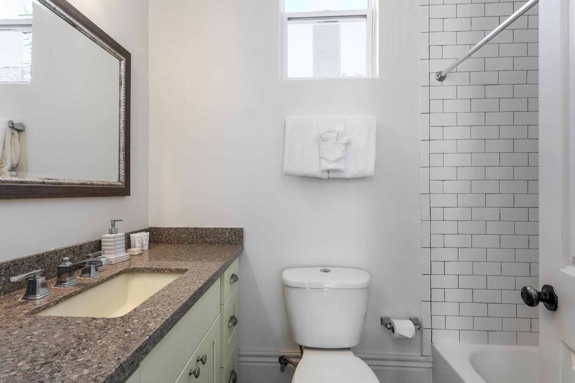 Charming 2Br On Carondelet By Hosteeva Lejlighed New Orleans Eksteriør billede